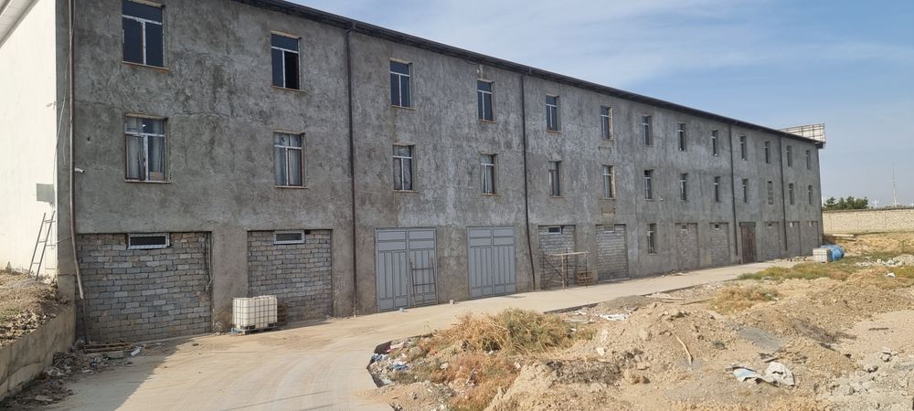 Bino 2 qavati 500 kv ga ega ijaraga beriladi.
