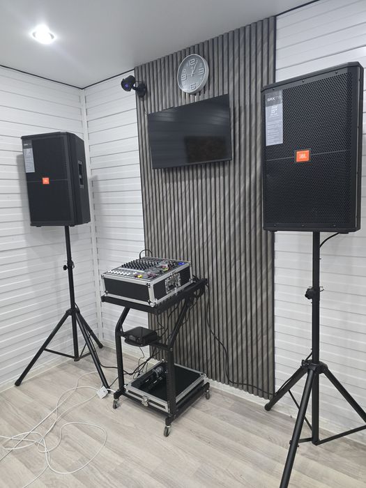 Музыкальное оборудование.