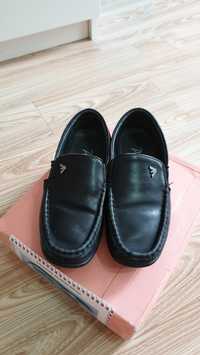 Продам туфли мокасины (классика) черного цвета для мальчика