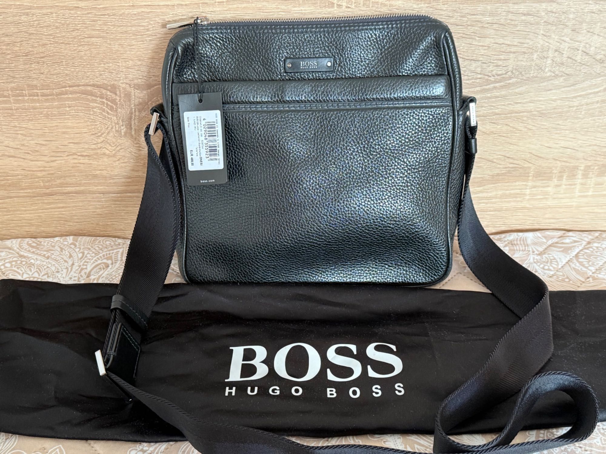 Оригинална мъжка чанта Hugo Boss – естествена кожа, нова с етикет