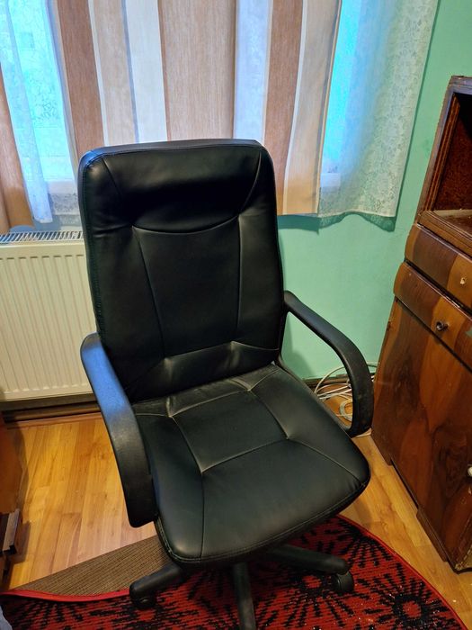 Scaun de birou din piele
