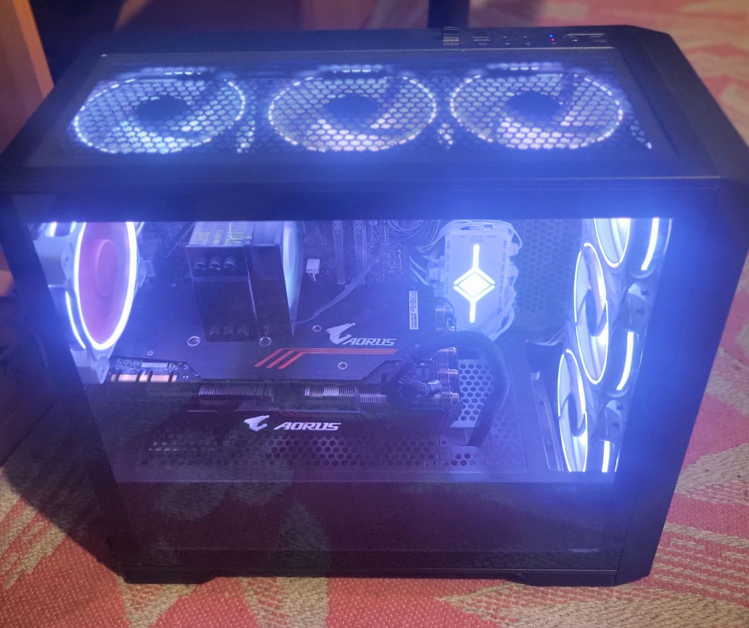 Vand Pc Gaming Ryzen Gtx 1080 Ti ,  ssd M2 , Sursa noua etc