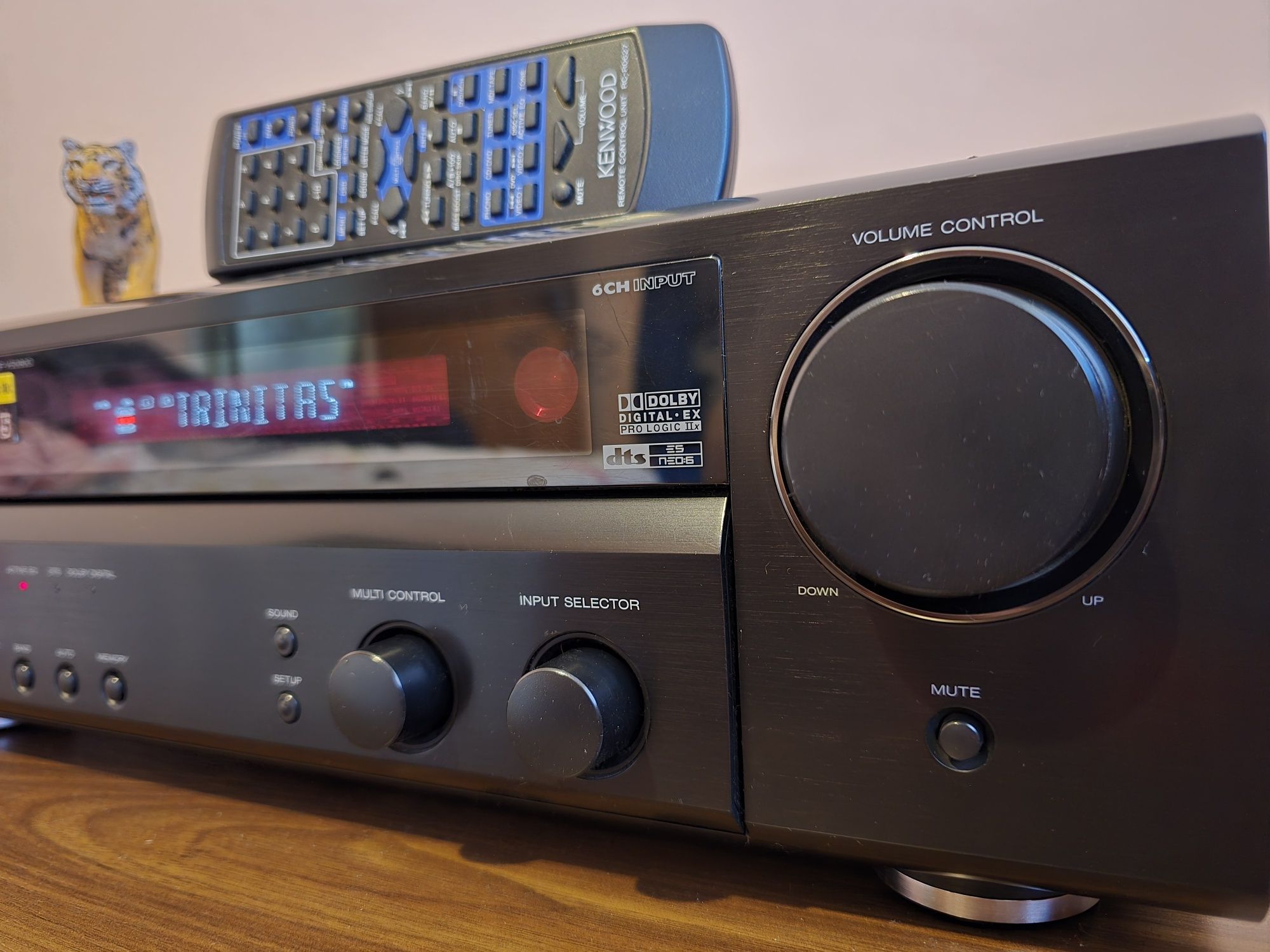 Kenwood KRF-5080D. O piesă superbă. Ca nou. Preț fix !