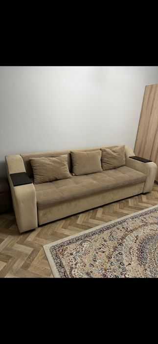 Продам Диван 2.50м