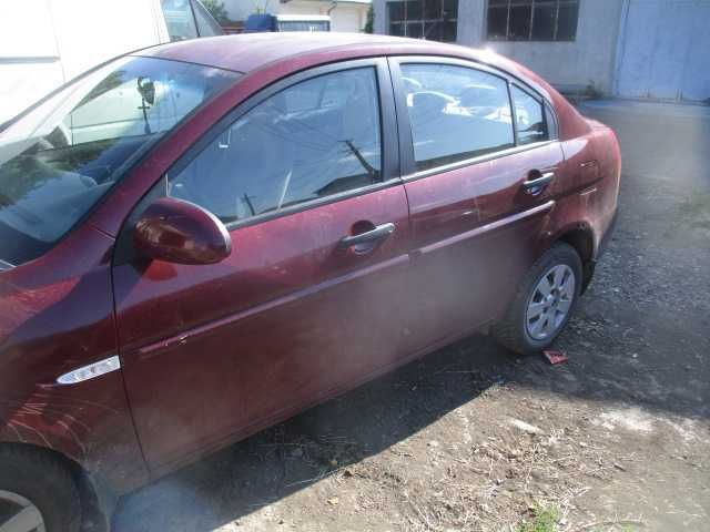 Portiera usa fata spate stanga dreapta HYUNDAI ACCENT an 2008
