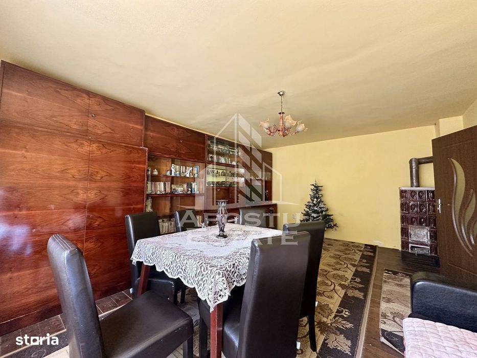 Casa individuala cu 3 camere si anexa, teren 875 mp, Beregsau Mare