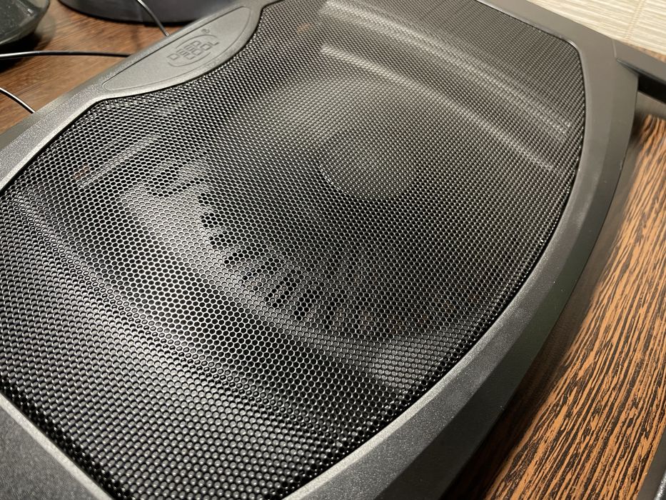 Охлаждаща поставка DeepCool N200