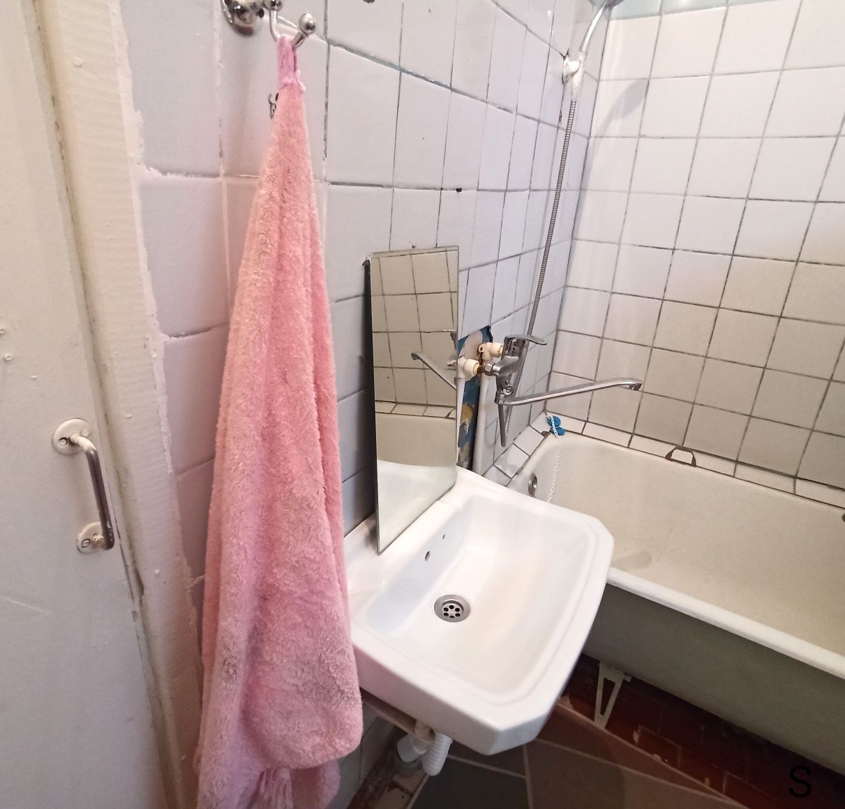 ПРОДАМ свою 2 комн. квартиру, г.Чирчик