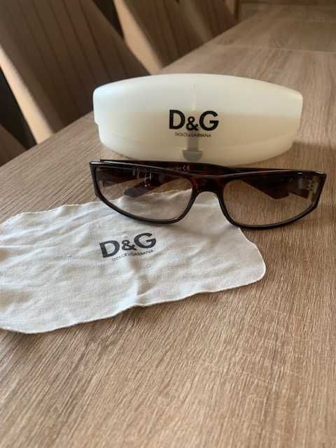 ETUI /TOC Ochelari soare D&G cu ochelari si laveta CADOU