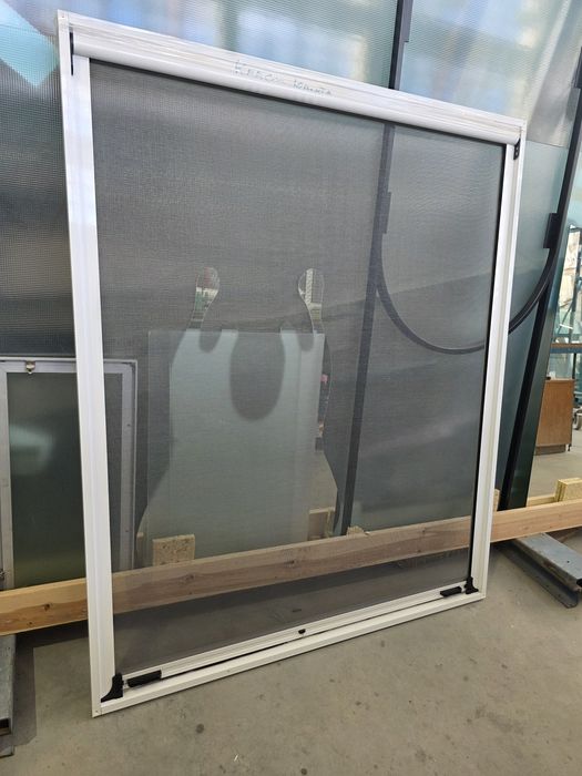 Кмарник.Ролетен комарник вс.161см.дл.134см.