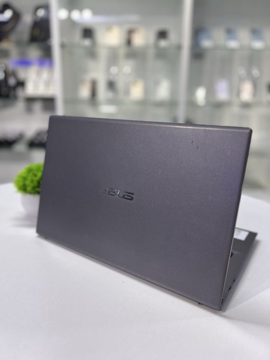 Asus Vivobook i5-8250