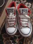 Converse all star.