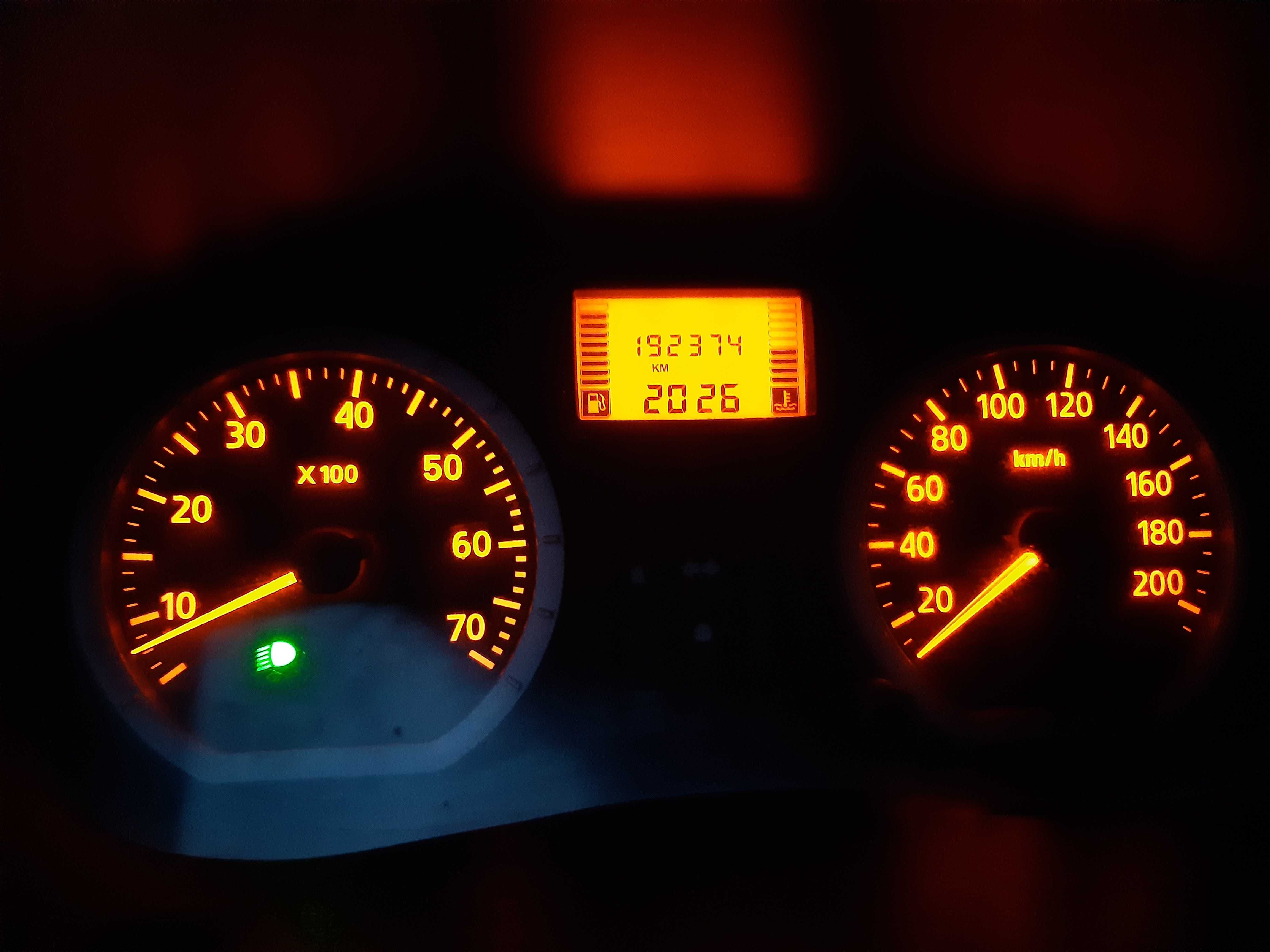 Vând Logan MCV 1.6 mpi Benzina + GPL