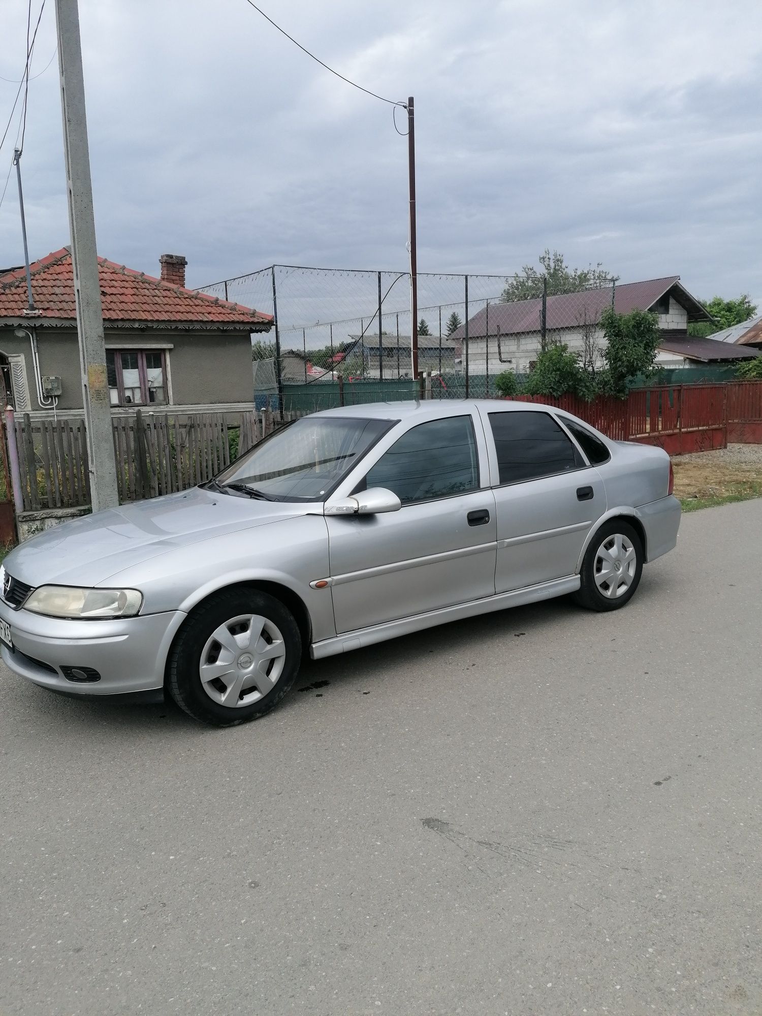 Opel Vectra B, 1.6  16 valve