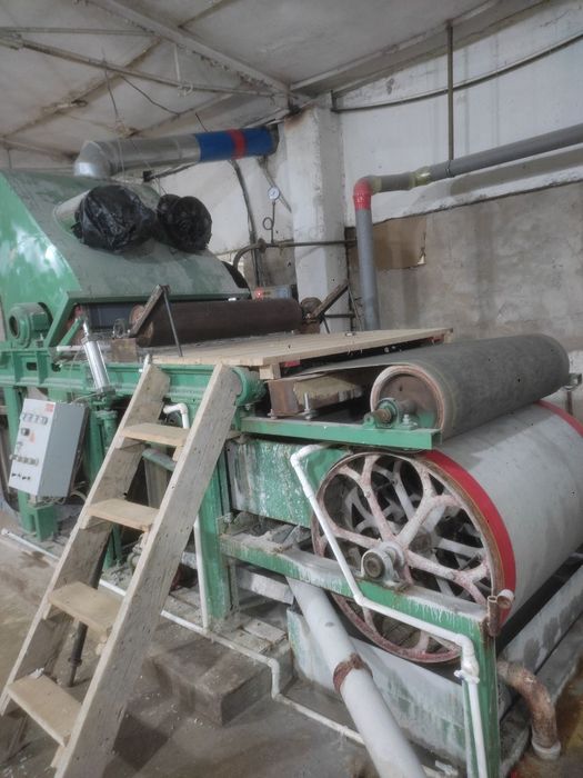 Bumaga stanok sotiladi