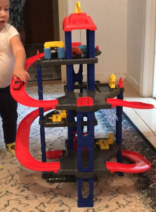 Circuit masinute 4 etaje