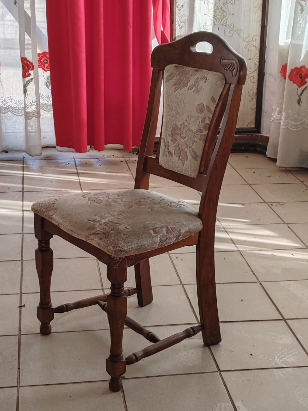 Mobila utilizabilă in regim hotelier