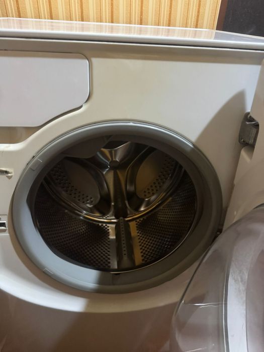 Стиральна машина