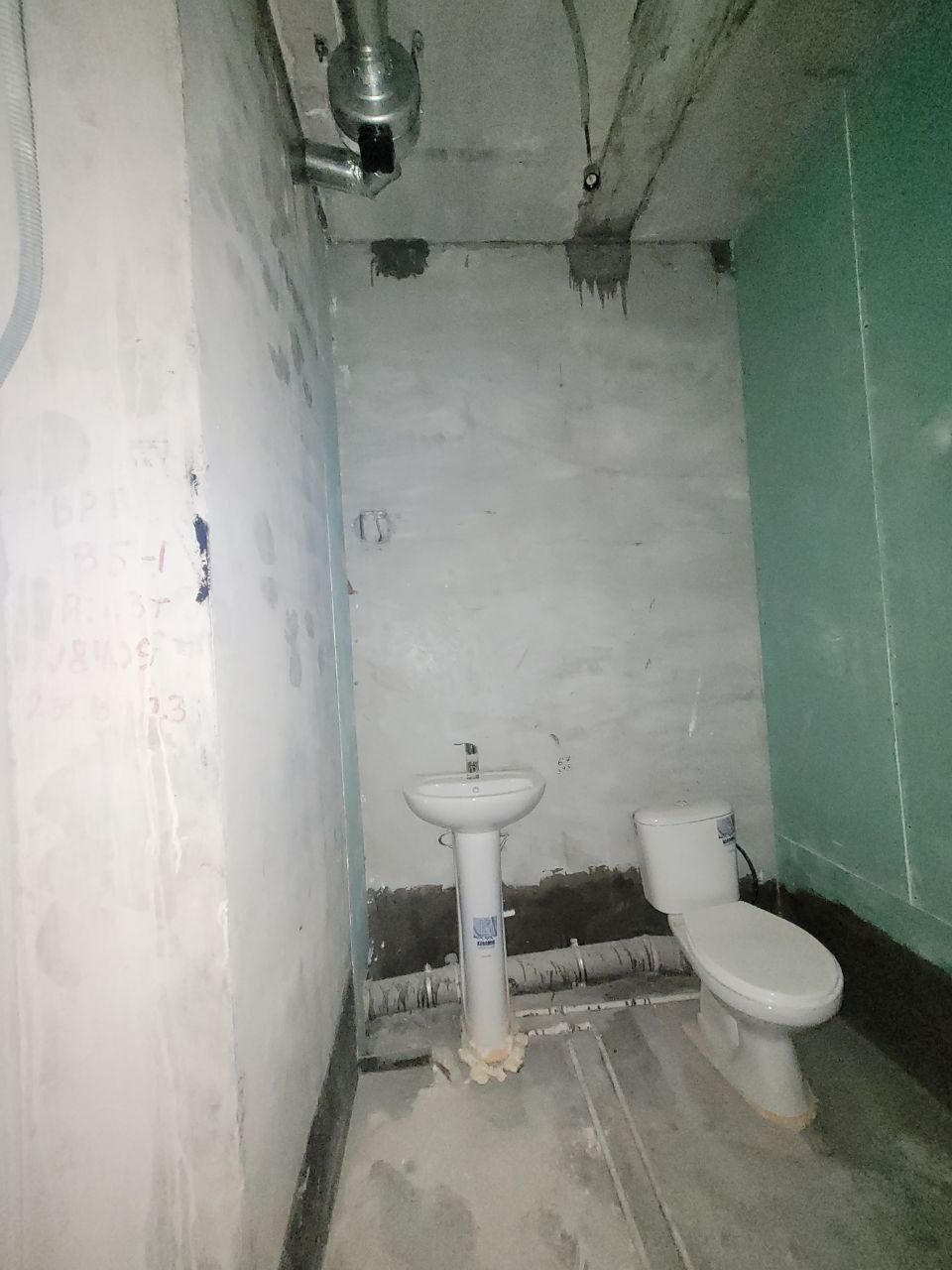 Продается 3х ком квартира(студия), ЖК Oz Makon, ор-р: быв.Узбум, 61 м²