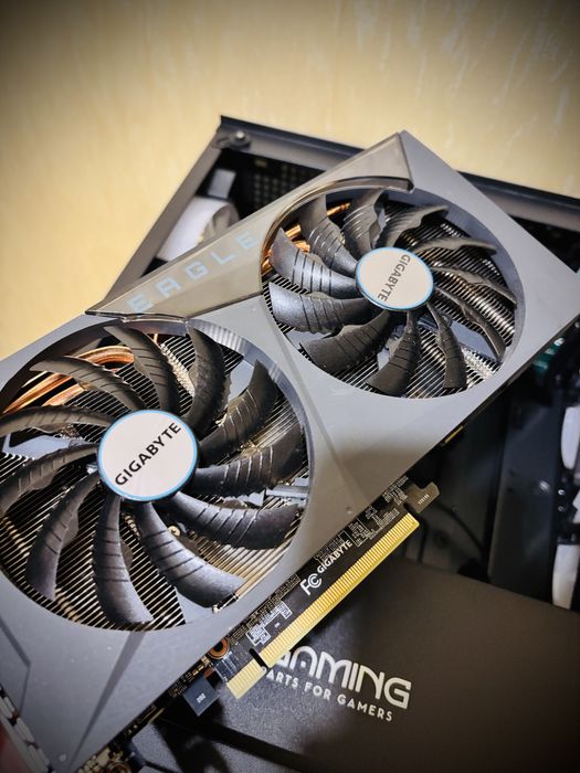 Gaming PC Ryzen 5 5500, RTX 3060 12 GB, 16 GB RAM 3600 mhz, SSD NMVe