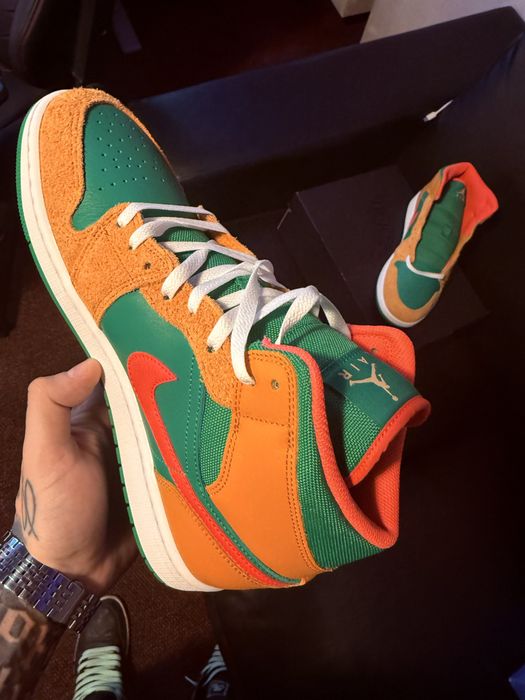 Jordan 1 Mid Chutney 45