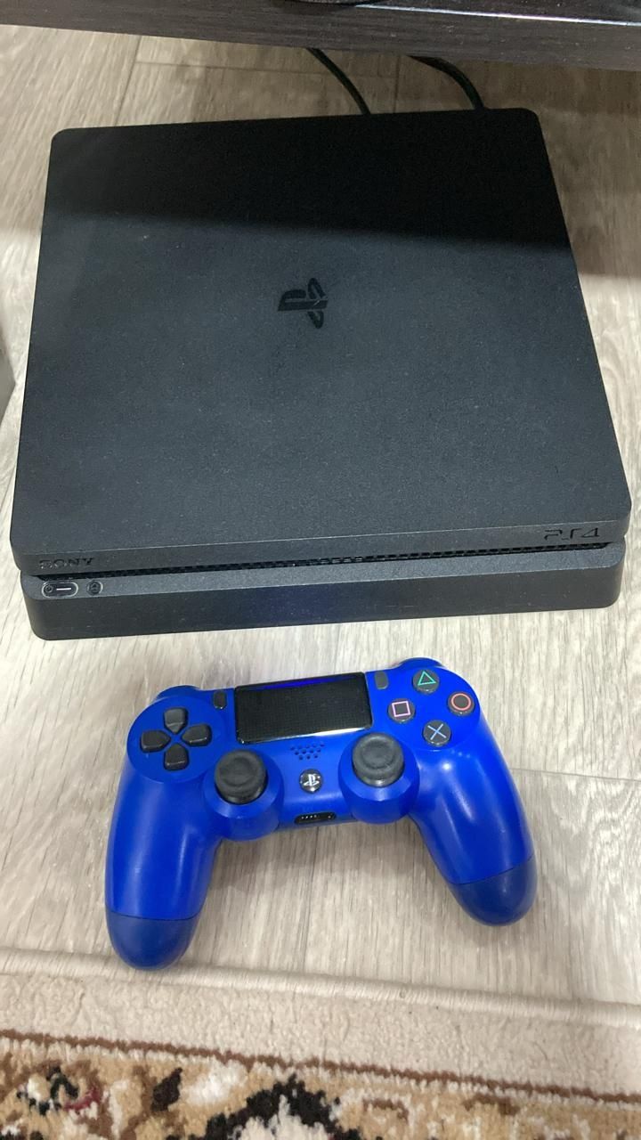 Продам консоль игровую приставку play station slim 1 tb