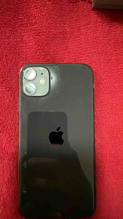 Vand iPhone 11 64gb black