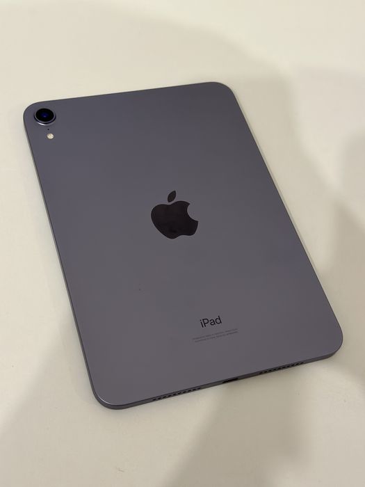 iPad mini 6.