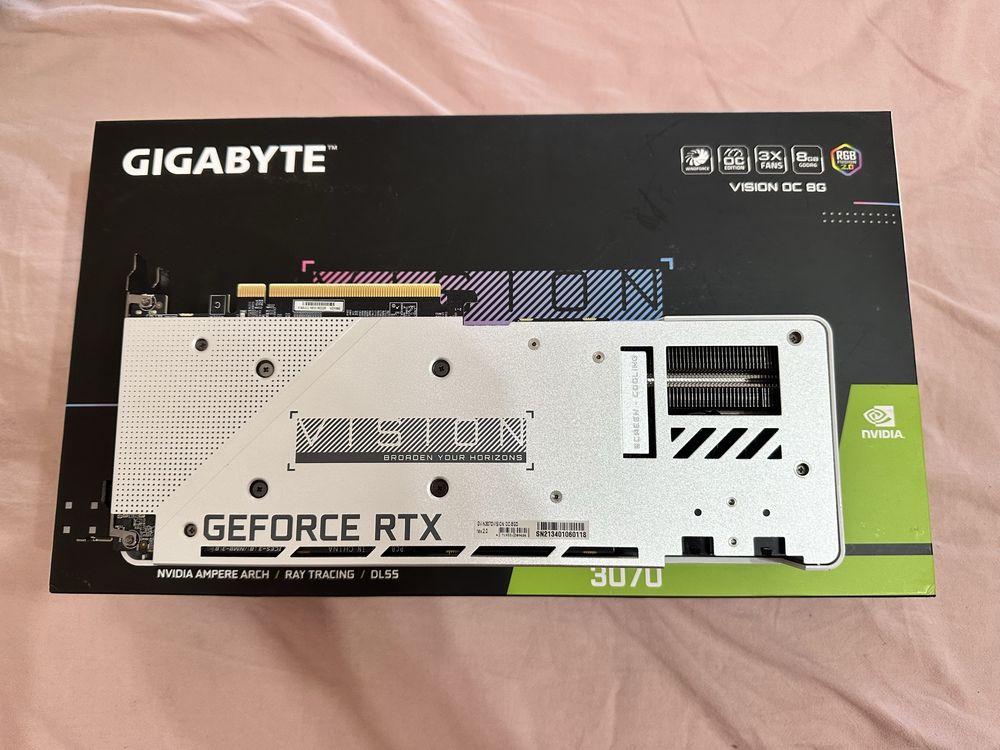 GIGABYTE RTX 3070 VISION видео карта