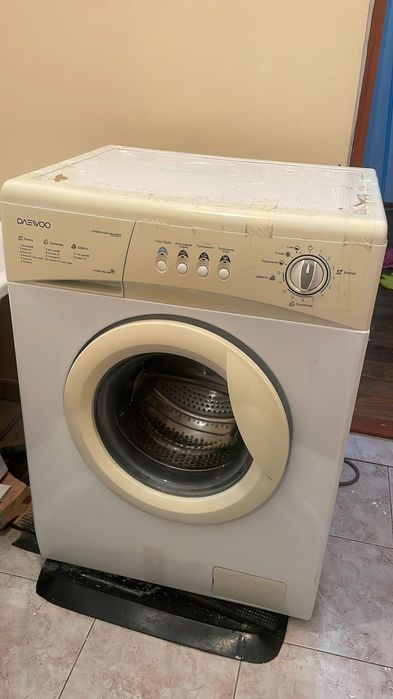 Продам стиральную машину