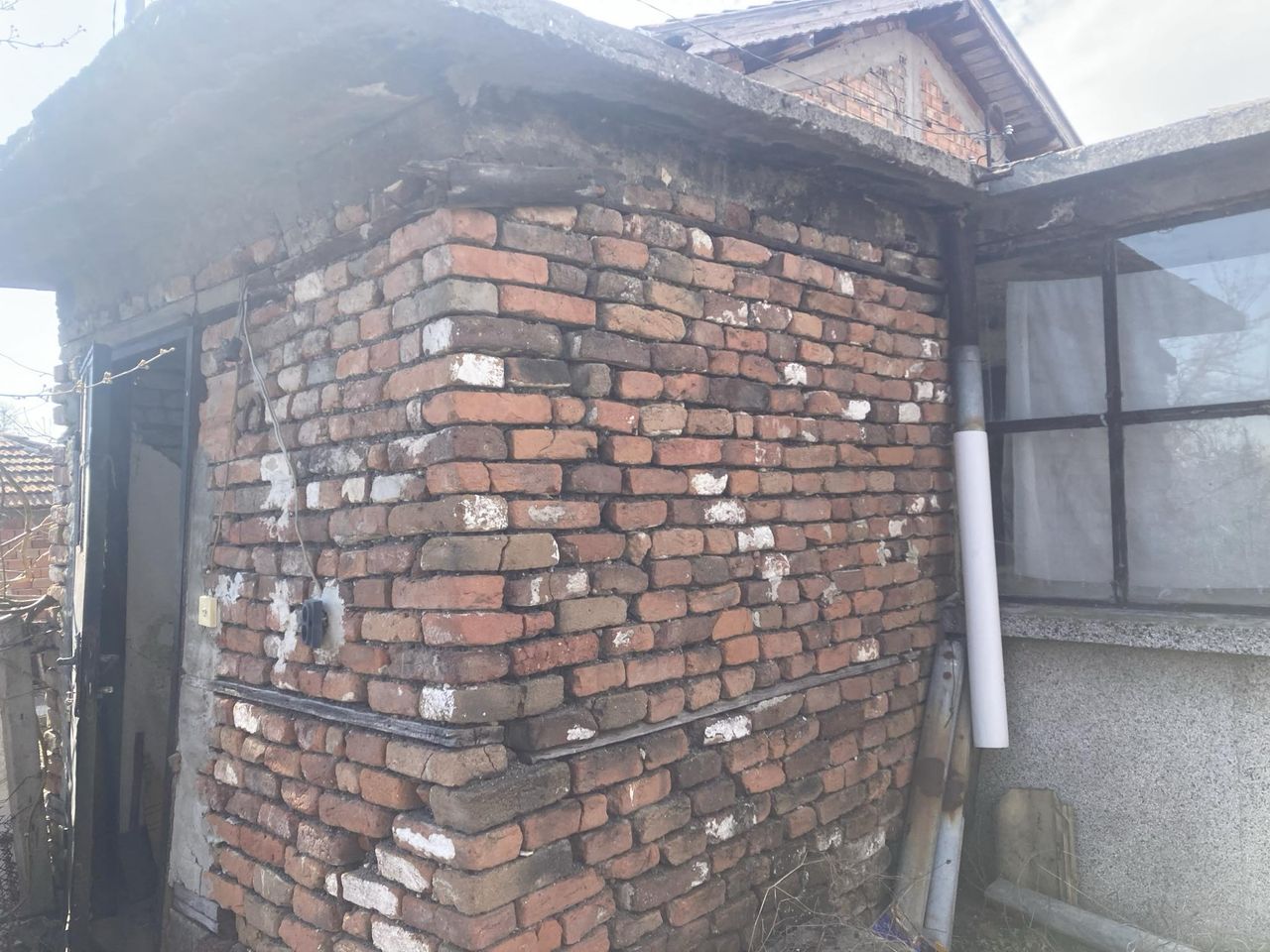 Продава се Къща в Хасково, Промишлена зона - Изток - 100 кв.м за 306 €/кв.м - Снимка #1