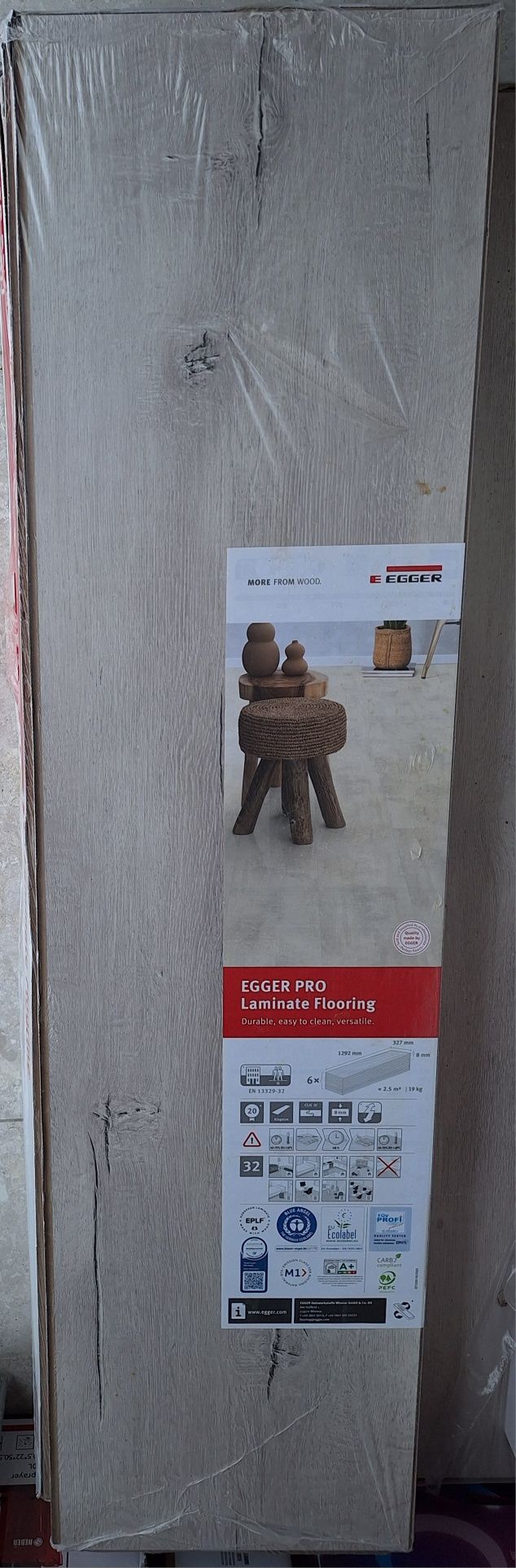 Vand parchet laminat EGGER PRO Stejar Verdon alb
