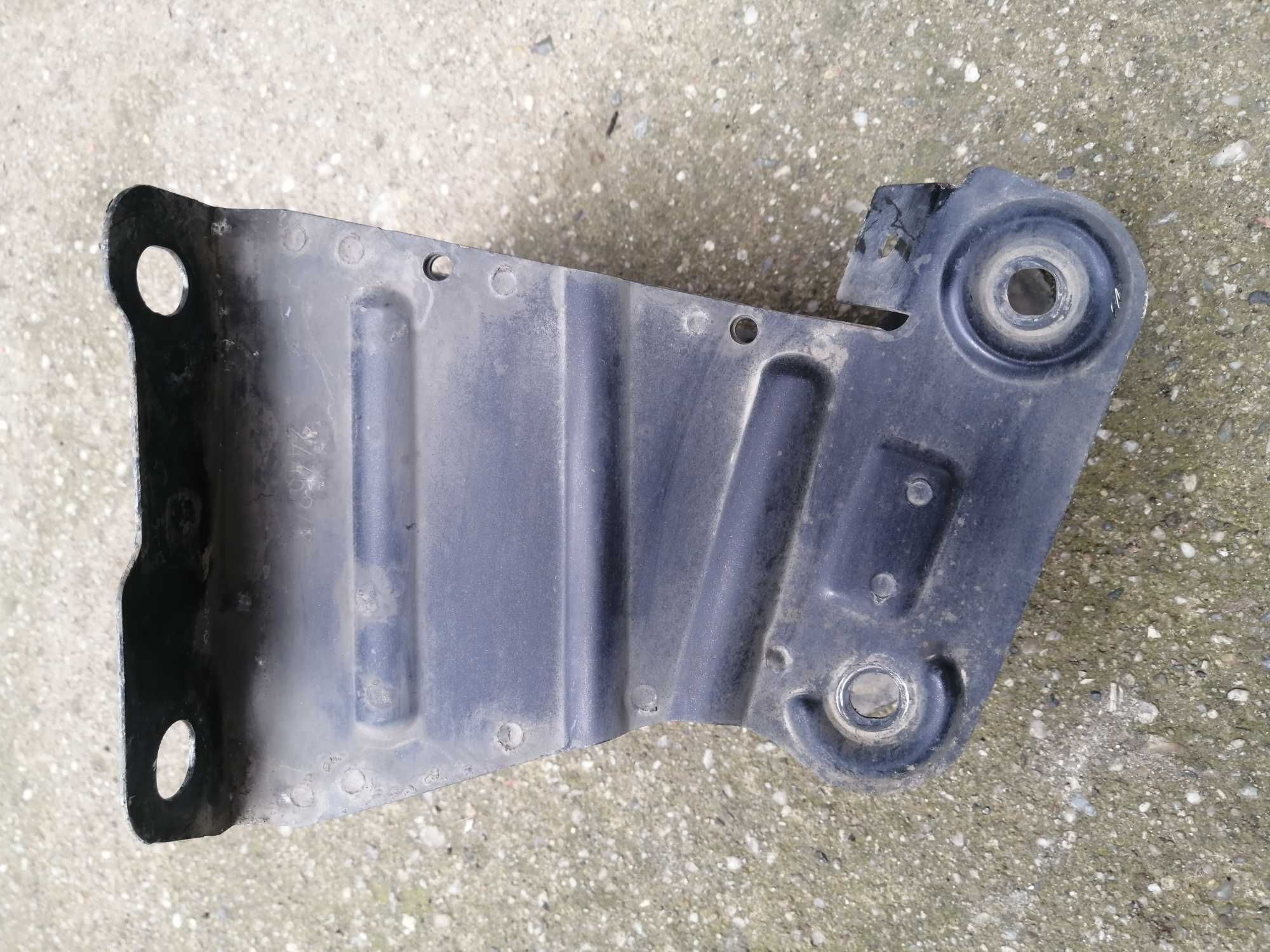 cap lonjeron Opel Astra H dreapta