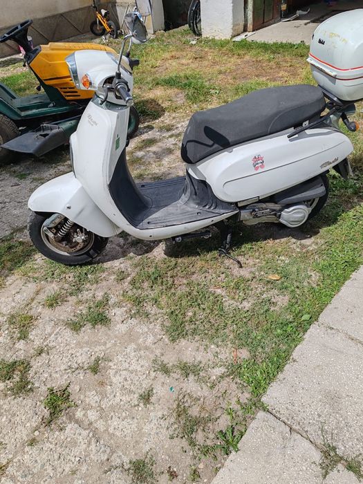 Scooter Daelim S A5 BLS, 125cc, 2009.