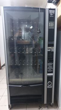 Automat vending Necta Sfera