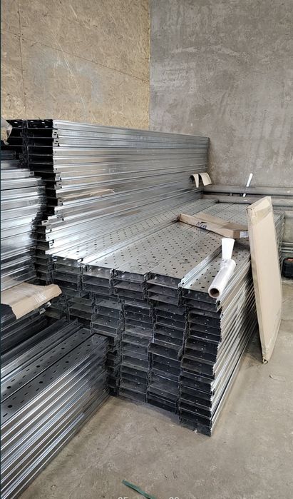 Лоток металлический