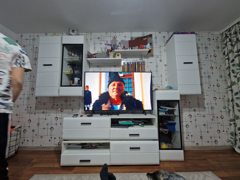 Vand ieftin mobila sufragerie in stare foarte buna