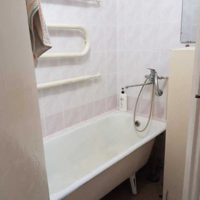 Двустаен имот в кв.Люлин 10