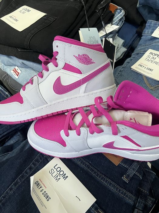 Продавам нови маркови дрехи и маратонки на килограм