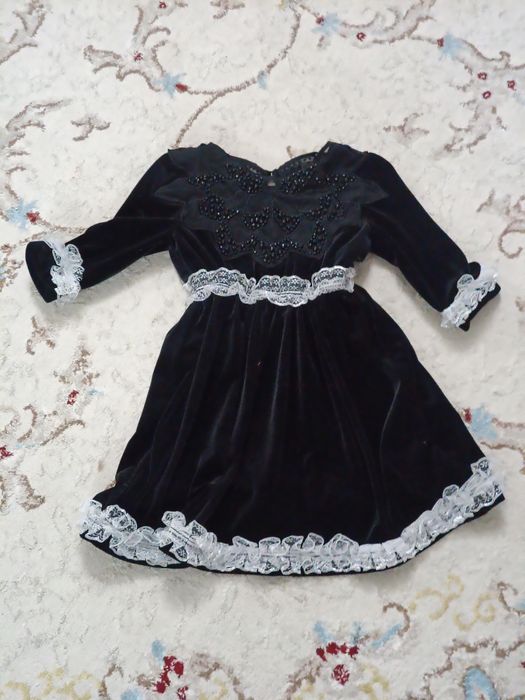 Платье 2500тг срочно