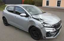 Sandero 3 avariat usor 28.000 km