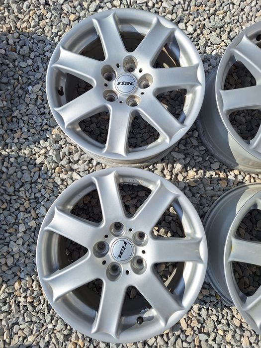 5x120..16цола.7j ET44 Rial