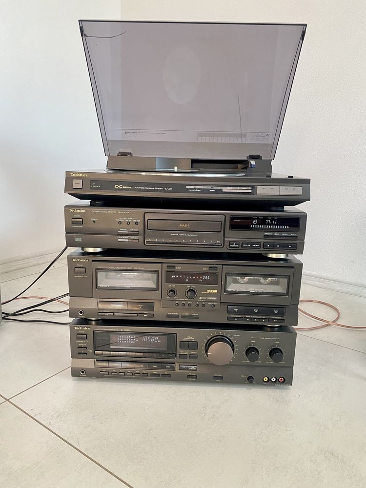 Linie / sistem audio TECHNICS complet in stare perfecta de functionare
