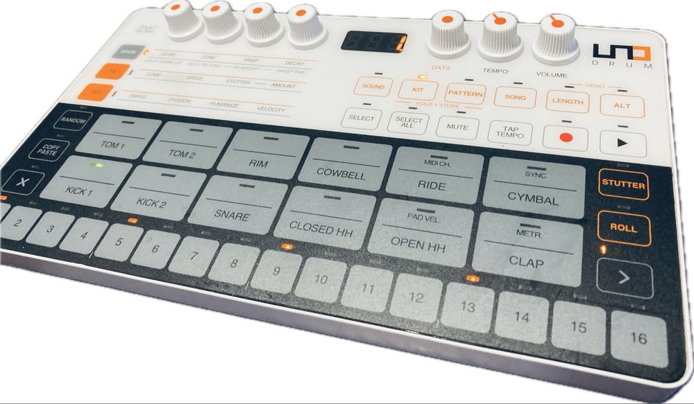 UNO Drum ik multimedia analog drum machine MIDI
