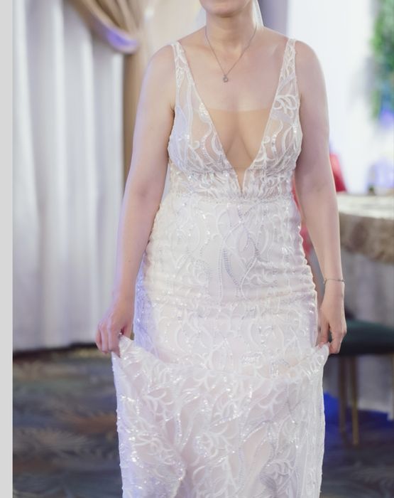 Rochie mireasa ,curatata ,este ca noua!