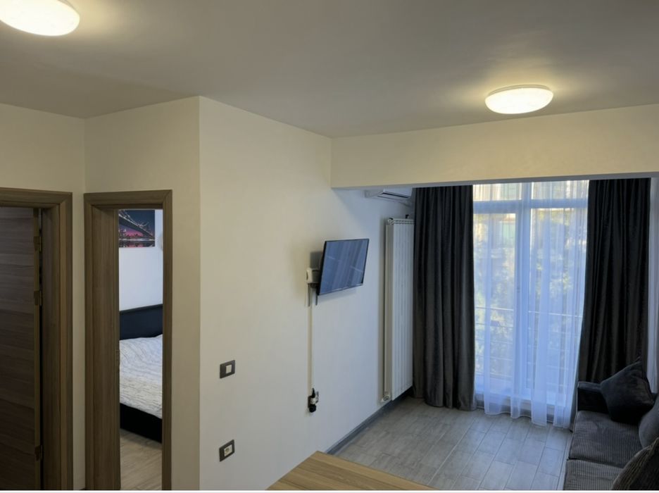 Apartament cu 2 camere + parcare privata in Complexul Alezzi