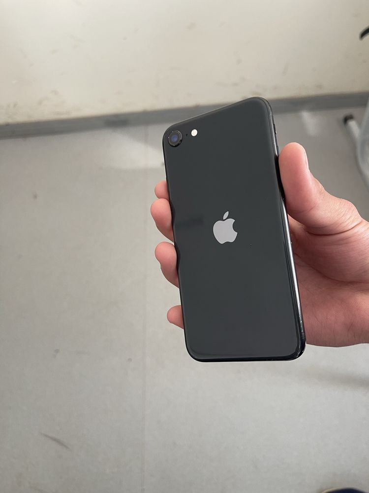 iPhone se 2020.