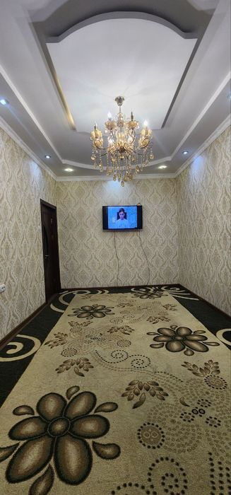 Юнусабад -4 2х комнатная квартира с обстановкой семейным.