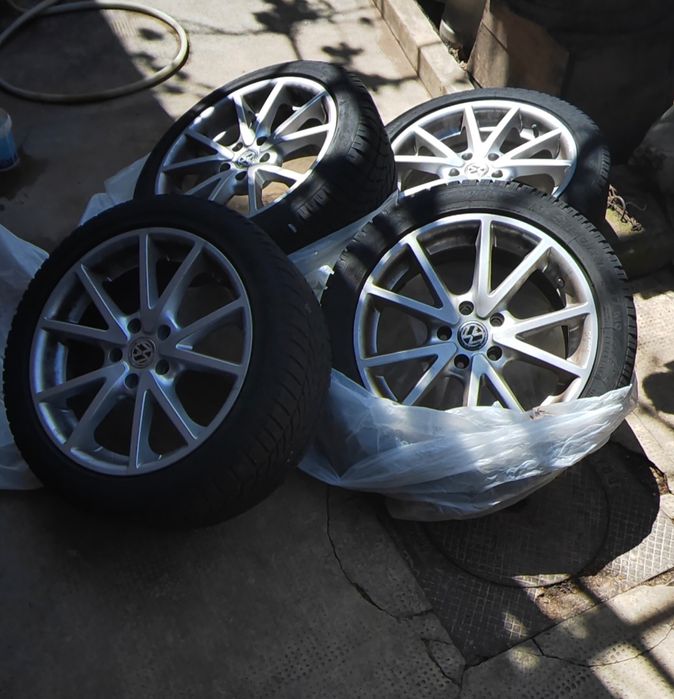 Jante auto 17 cu anvelope 235/45/17
