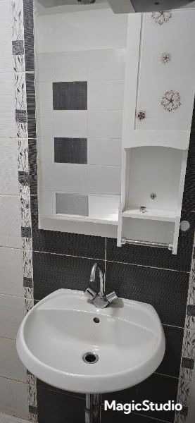 Дава се под наем Двустаен апартамент в София, Студентски град - 55 кв.м за 598 € - Снимка #2